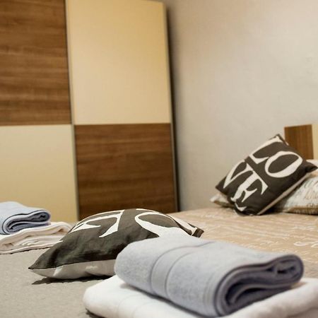Apartman Flower Σίμπενικ Εξωτερικό φωτογραφία