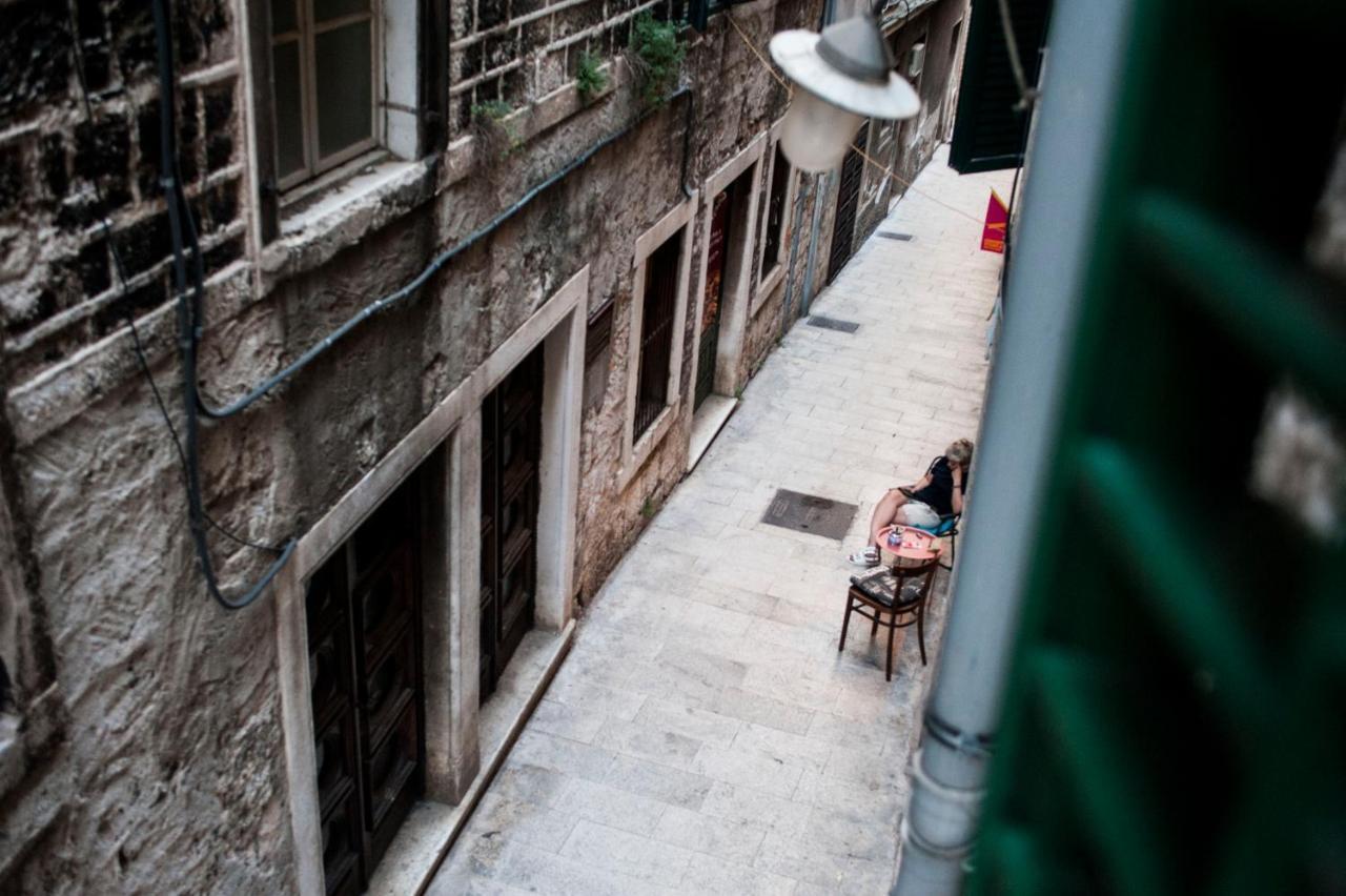 Apartman Flower Σίμπενικ Εξωτερικό φωτογραφία