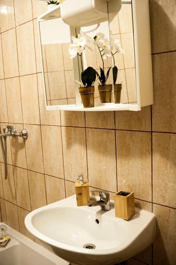Apartman Flower Σίμπενικ Εξωτερικό φωτογραφία
